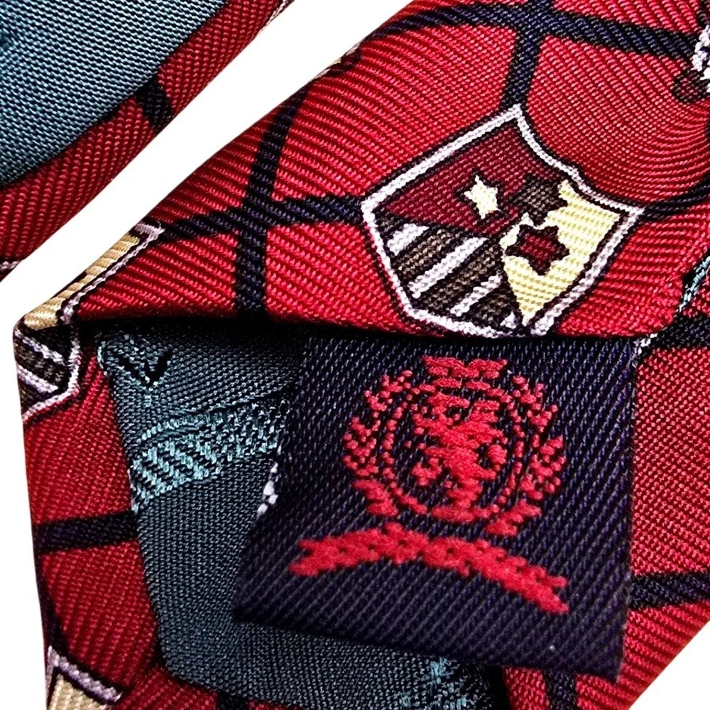 Tommy Hilfiger Mens Red Crest Lattice Silk Necktie‎ Italian Fabric Made in USA